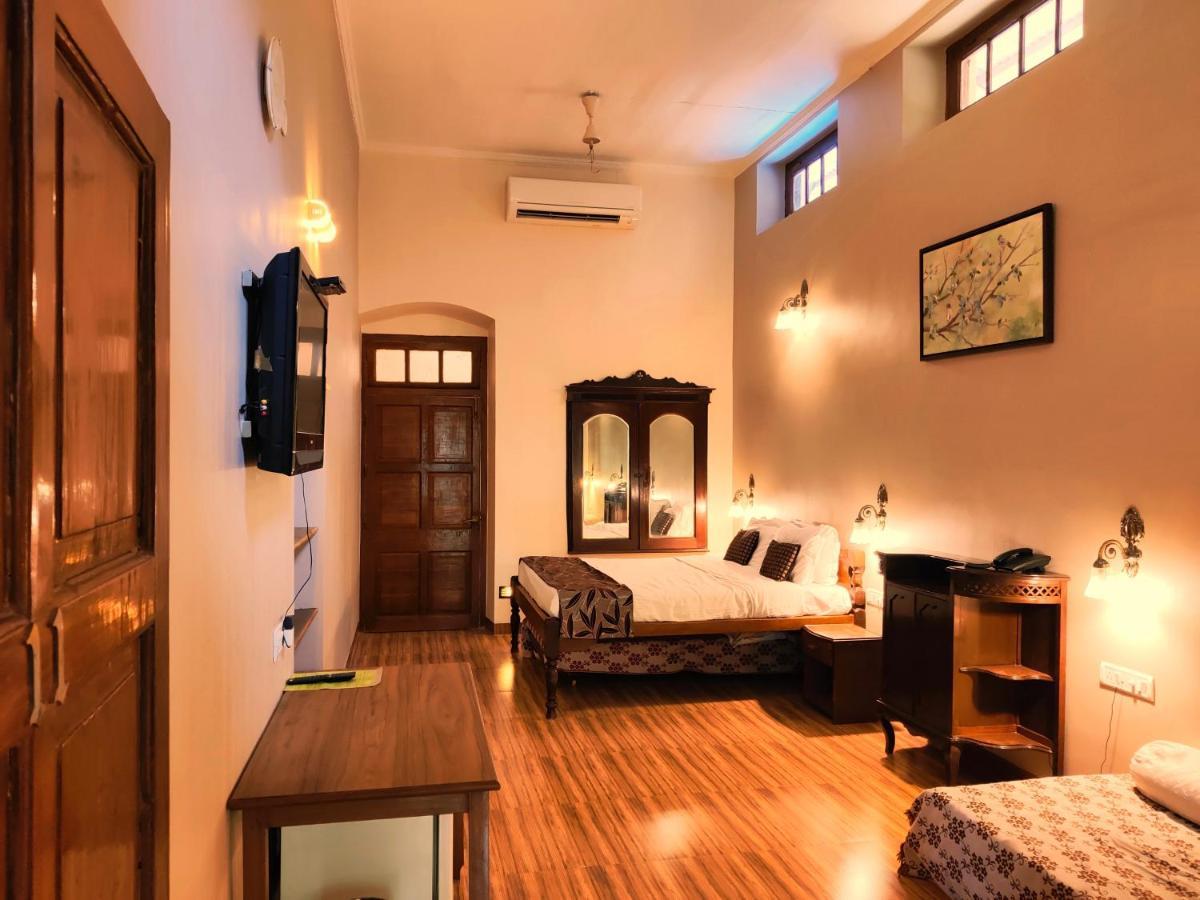 Hotel Mount View Heritage 潘奇加尼 外观 照片